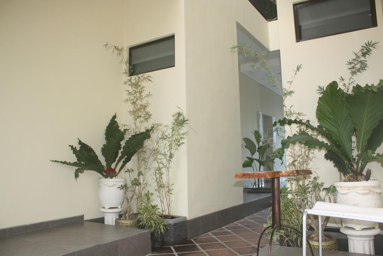 Hotel Mandari Булеленг Экстерьер фото
